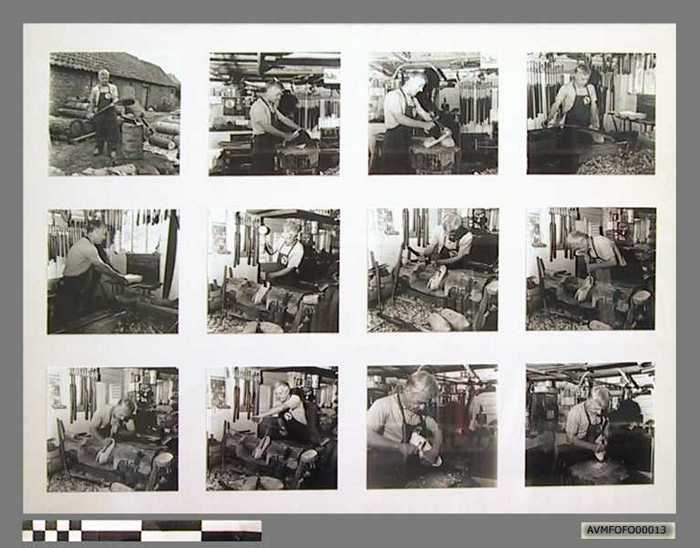 De klompenmaker aan het werk - een reeks van 12 foto's.