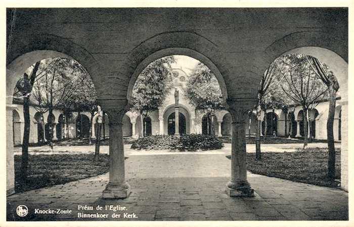 Binnenkoer der Kerk