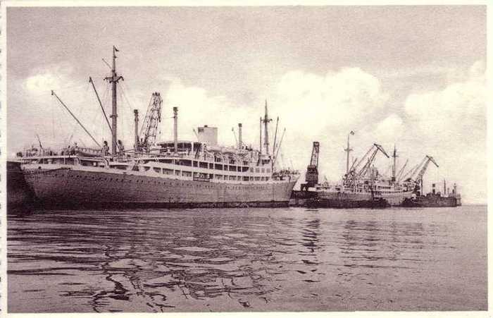 Zeebrugge - M/V Elisabethville, Mar del Plata langs de havenmuur