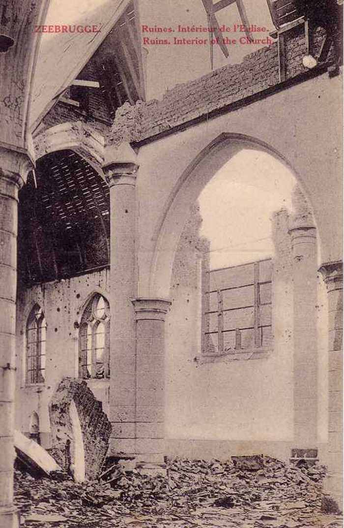 Zeebrugge - Ruines - Intérieur de l'Eglise