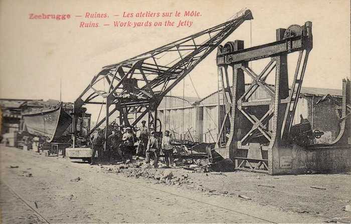 Zeebrugge - Ruines - Les ateliers sur le Môle