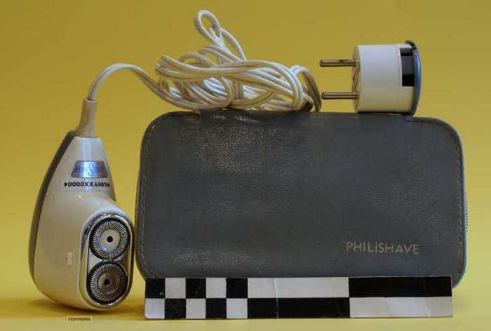 Elektrisch scheerapparaat Philips `Philishave, in grijs etui.