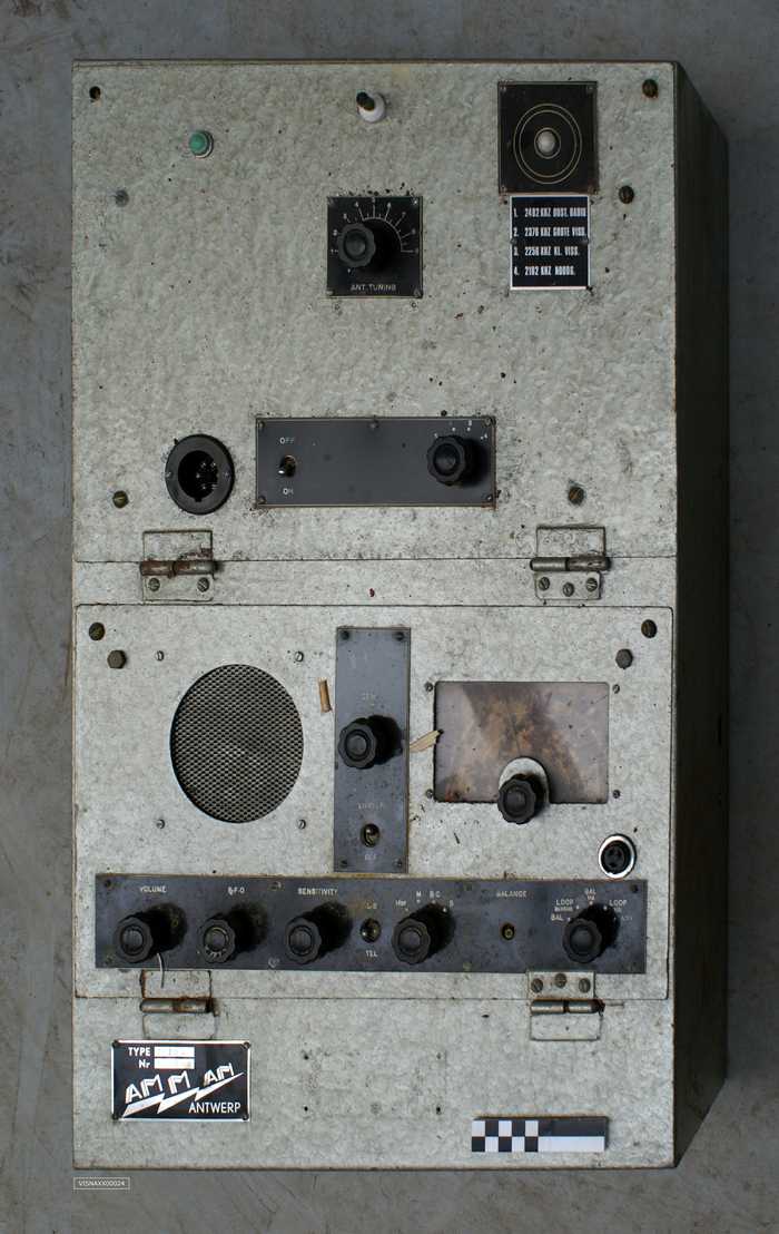 Scheepsradio  - Type WH 10 - N° 3008