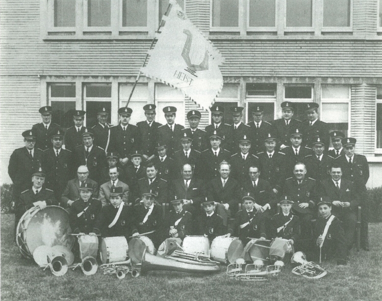 nieuwe vaandel sint cecilia 1970